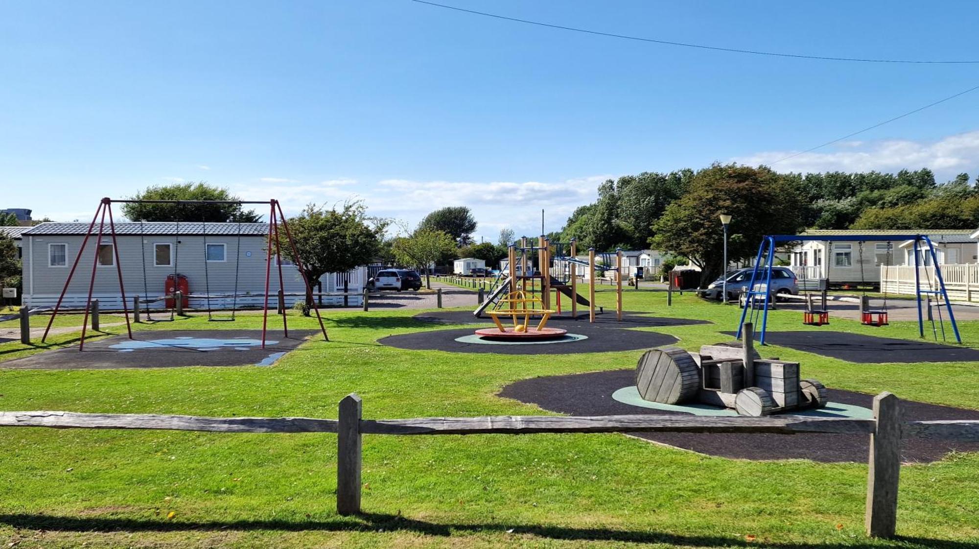 Brookside West Sands Holiday Park Seal Bay Selsey Buitenkant foto